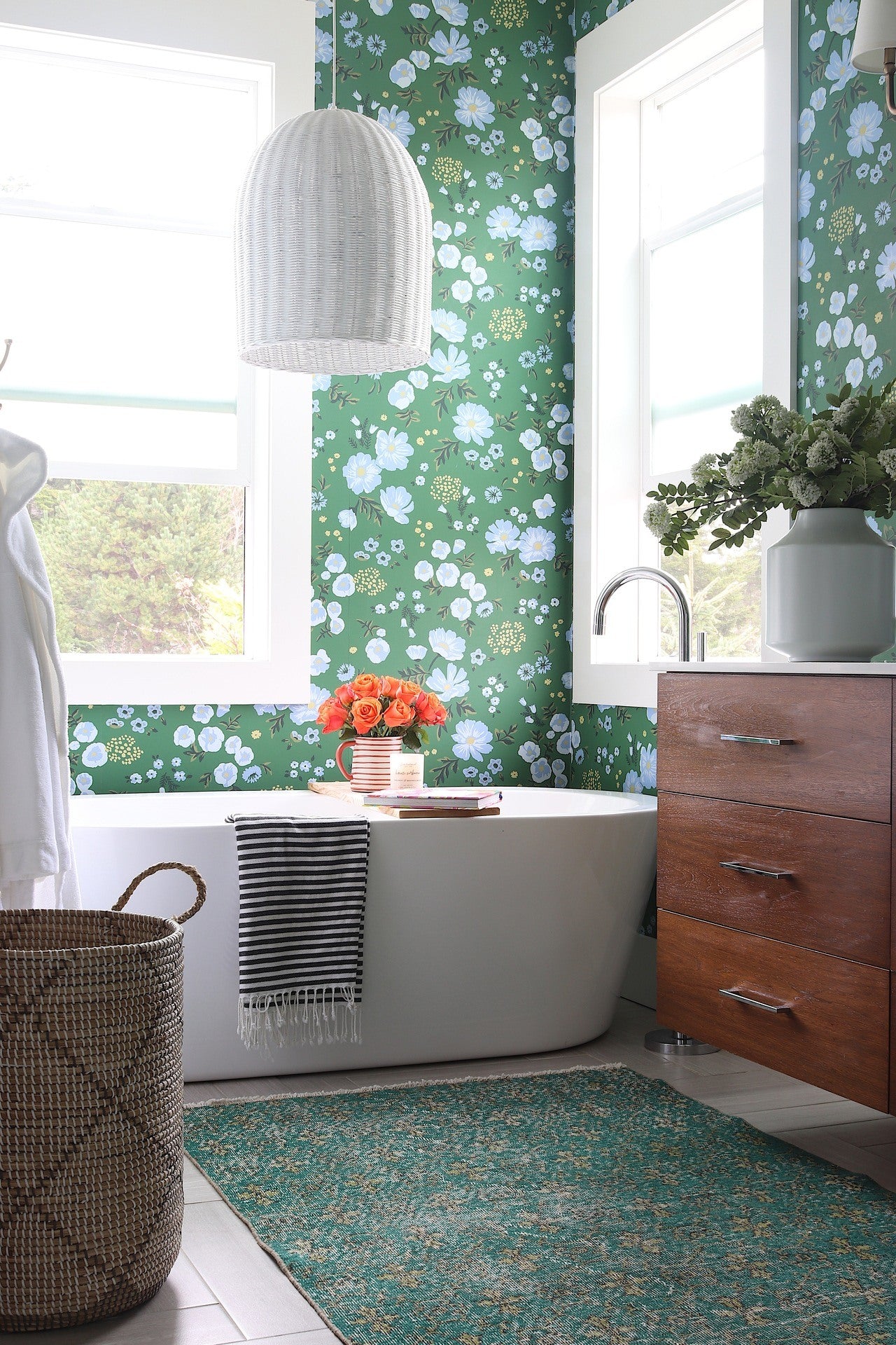 Cascade Meadow (Juniper) in a bathroom | Schoolhouse x Hygge & West